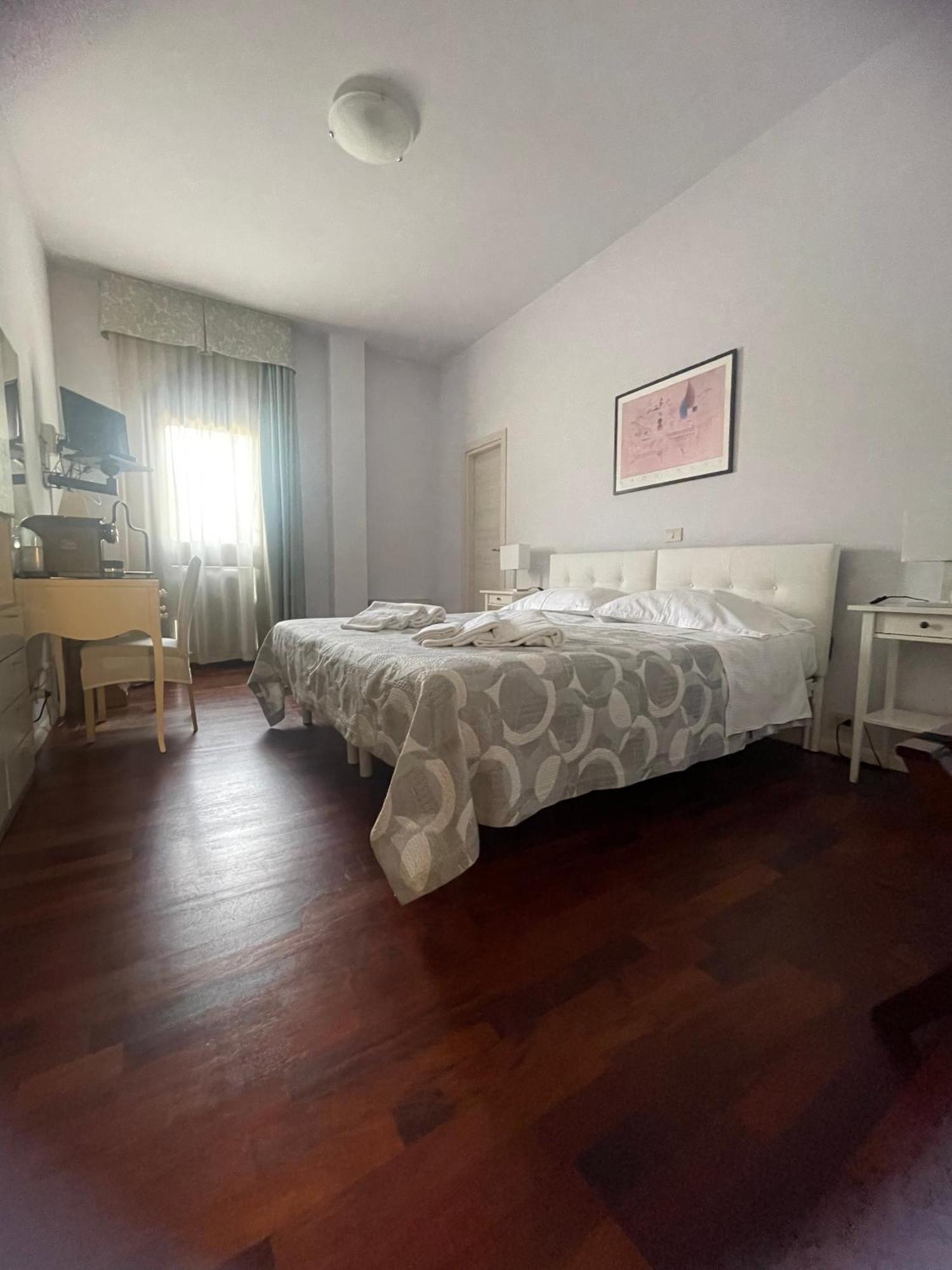 Hotel L'Approdo Cesenatico Exterior photo