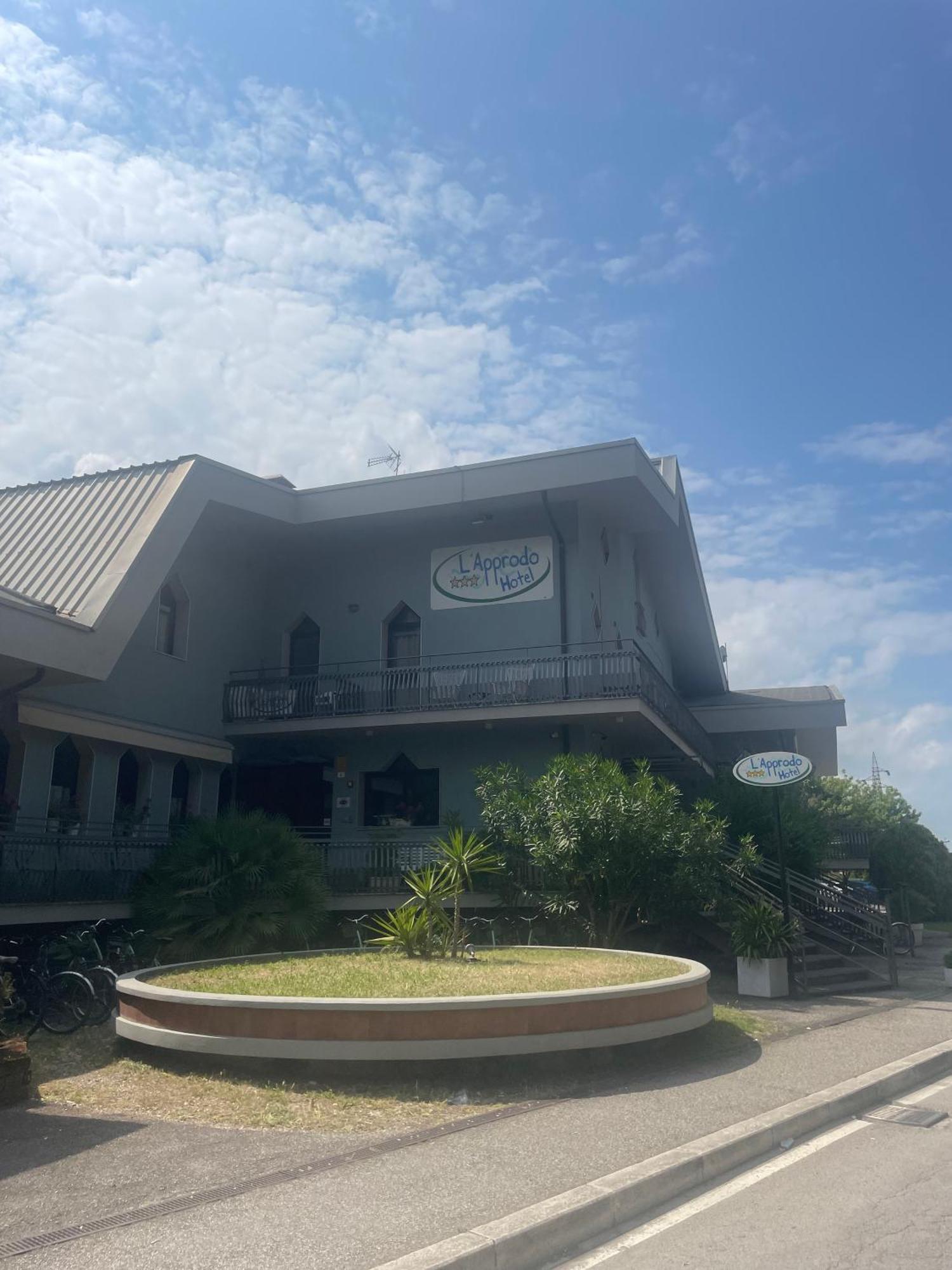 Hotel L'Approdo Cesenatico Exterior photo